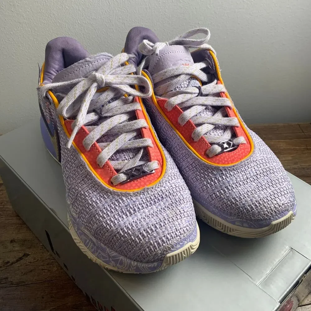 Nike Lebron XX Violet Frost/Metallic Gold Shoes size 5